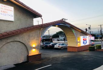 New American Inn & Suites allows 18 year olds to book a room