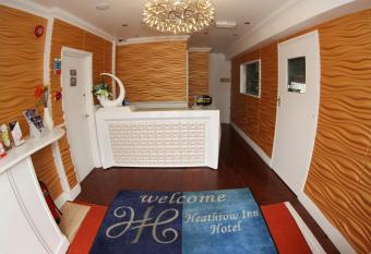 Heathrow Inn Hotel allows 18 year olds to book a room