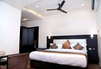 Hotel Vinayak Lifestyle Hotels has Balcony rooms