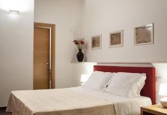 Giardino Sul Duomo has rooms with a private hot tub