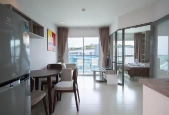 Grandblue Condominium 708 has Balcony rooms