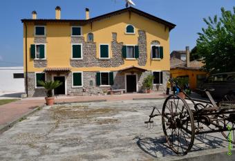 Casa Rodolfa allows 18 year olds to book a room