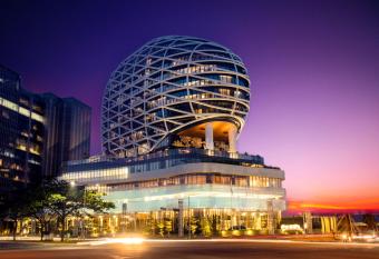 JHL Solitaire Gading Serpong allows 18 year olds to book a room