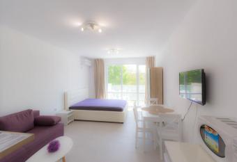 Studios Teodora has Balcony rooms