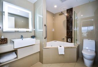 Novotel Barossa Valley Resort has Balcony rooms