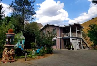 Sacred Mtn River Suites allows 18 year olds to book a room