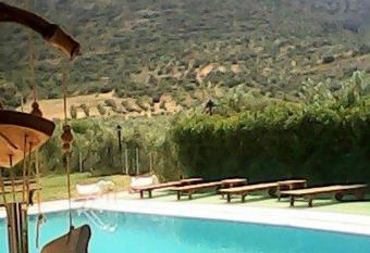 La Petite Planete allows 18 year olds to book a room