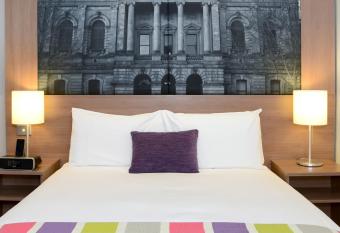 Grosvenor Hotel Adelaide allows 18 year olds to book a room
