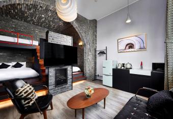 South Vandeco Hotel has Balcony rooms