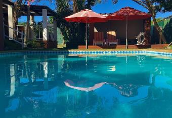 Brown Jug Guest House has Balcony rooms