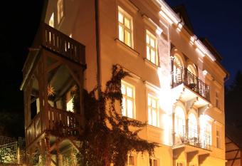 Apartmenthaus Saxonia has Balcony rooms