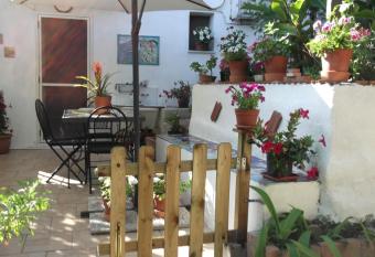 Le Mimose has Balcony rooms