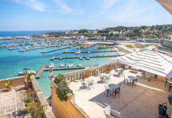 Palazzo De Mori has Balcony rooms