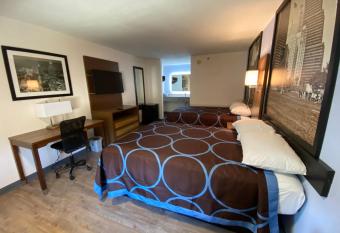 Super 8 by Wyndham Marietta/West/Atl Area has Smoking rooms