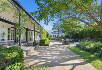 Mercure Gerringong Resort has Balcony rooms