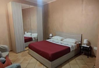 Casa Rosy.S allows 18 year olds to book a room