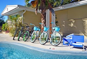 Siesta Heron Suites & Villas has Balcony rooms