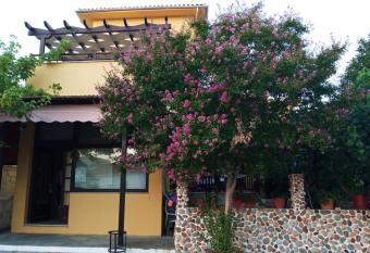 Vasileiou has Balcony rooms