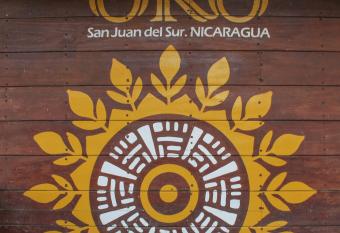 Casa Oro Eco Hostel allows 18 year olds to book a room