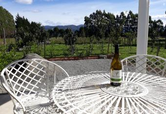 Woodside Orchard has Balcony rooms