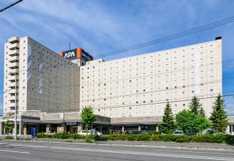 APA Hotel & Resort Sapporo has Smoking rooms