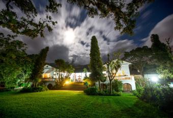 Hacienda Cusin has Balcony rooms