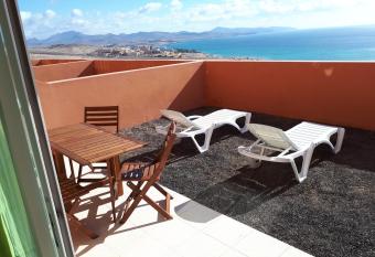 Playa Paraiso - A DREAM OVER THE OCEAN has Balcony rooms