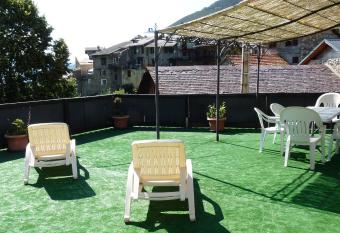 Chalet Le Bois Noir has Balcony rooms