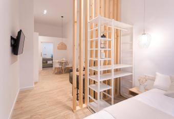 GETARIA APARTAMENTUAK - Sahatsaga - PARKING INCLUIDO allows 18 year olds to book a room