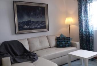 Appartement Espinho allows 18 year olds to book a room