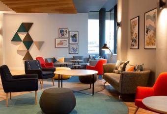 Holiday Inn Express Cheltenham Town Centre, an IHG Hotel allows 18 year olds to book a room