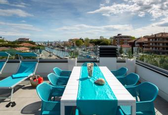 Appartamenti Le Vele has Balcony rooms