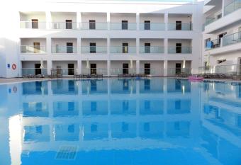 Evabelle Napa Hotel Apartments has Balcony rooms