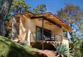 Bosque Escondido has Balcony rooms