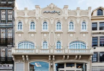 Moov Hotel Porto Centro allows 18 year olds to book a room