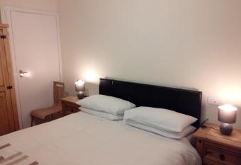 Homestay, Number 29, Dunollie allows 18 year olds to book a room