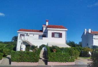 Apartments with a parking space Njivice, Krk - 14932 has Balcony rooms