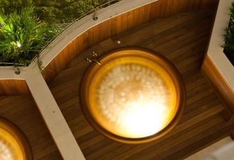 Hotel Belvedere has rooms with a private hot tub