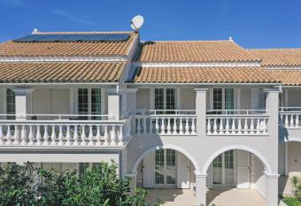 Lea Family Resort has Balcony rooms