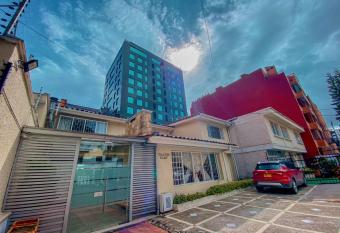 Hotel Marbella Chico has Balcony rooms