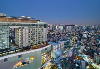 Holiday Inn Express Seoul Hongdae, an IHG Hotel allows 18 year olds to book a room