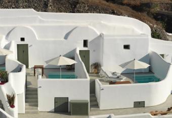 Drops Cave Houses has Balcony rooms