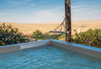 Desert Estate Carmey Avdat allows 18 year olds to book a room