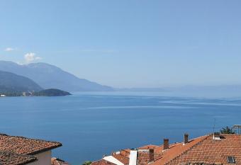 Villa Dvor has Balcony rooms