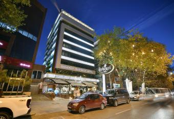 G  venay Business Hotel has Balcony rooms