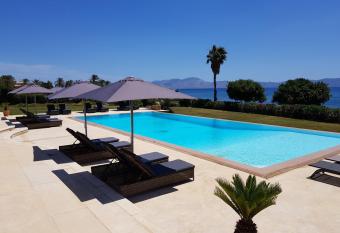 Therme Sea Luxury Lodge allows 18 year olds to book a room