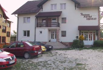 Pension Piatra Craiului has Balcony rooms