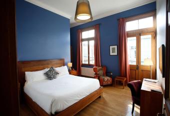 Puerta Escondida Bed & Breakfast has Balcony rooms