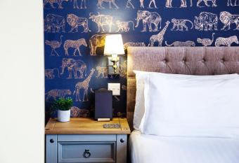 The Montana allows 18 year olds to book a room