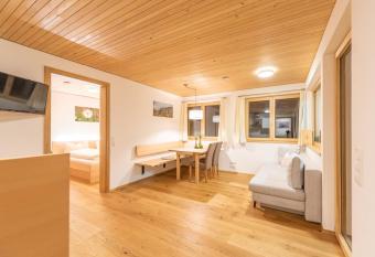 Wiesenhof Rusch has Balcony rooms